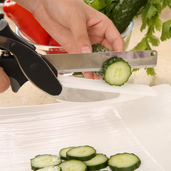 Foarfece 2-în-1 cu Placă de Tăiere Integrată