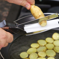 Foarfece 2-în-1 cu Placă de Tăiere Integrată