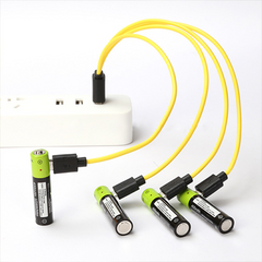 Acumulator cu Micro-USB